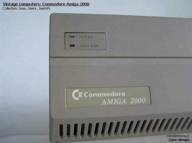 Commodore Amiga 2000 - 03.jpg